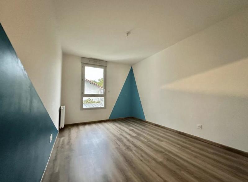 Appartement ancien - 62 m² - 1 pièce