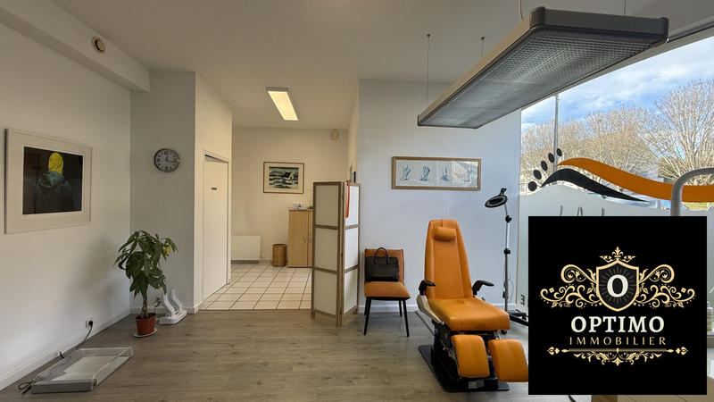 Local commercial - 78 m² - 4 pièces