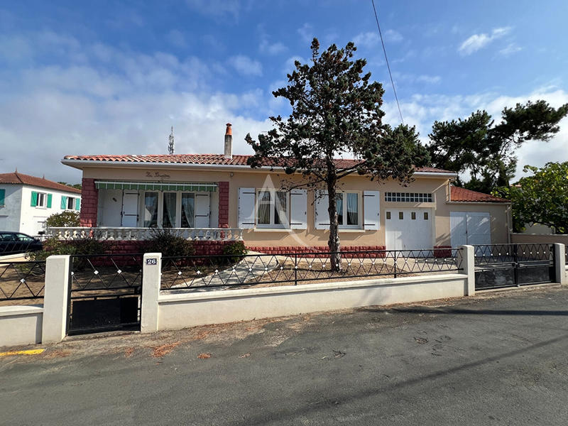 Maison - 96 m² - 5 pièces