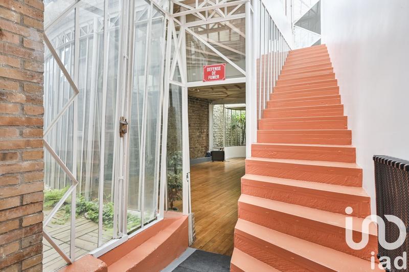 Maison - 301 m² - 9 pièces