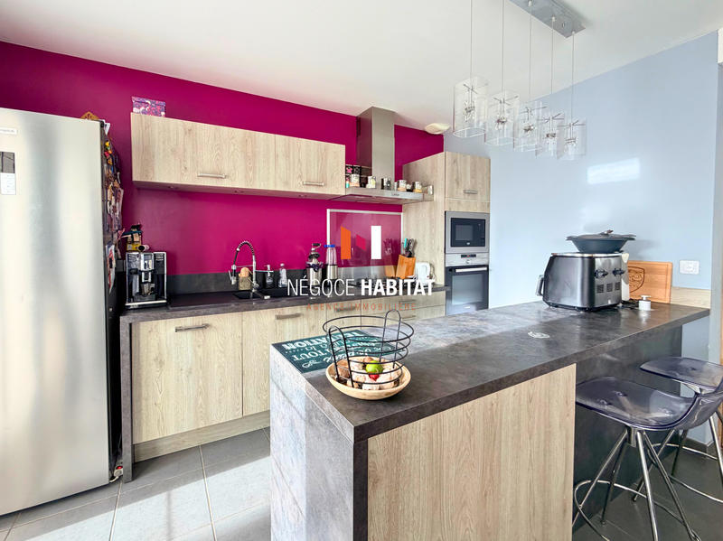 Maison - 98 m² - 5 pièces