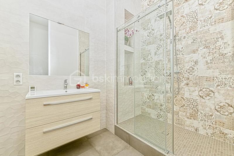 Loft - 125 m² - 5 pièces