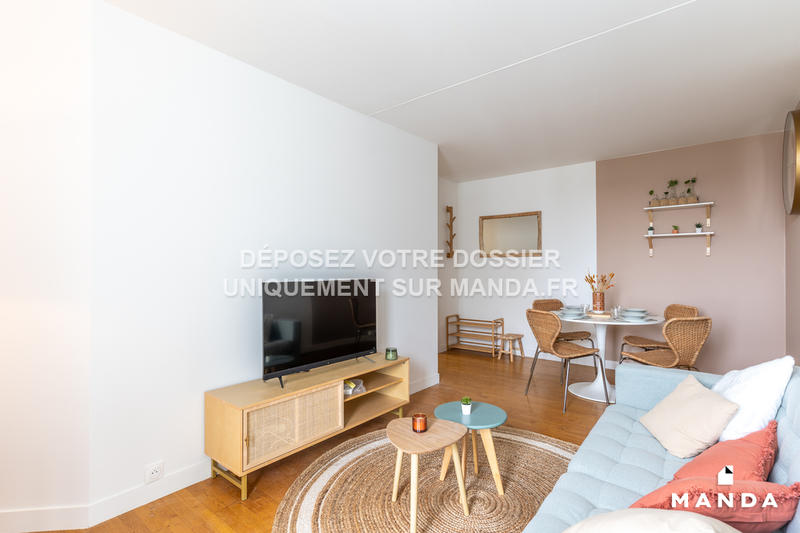 Chambre - 10 m² - 4 pièces