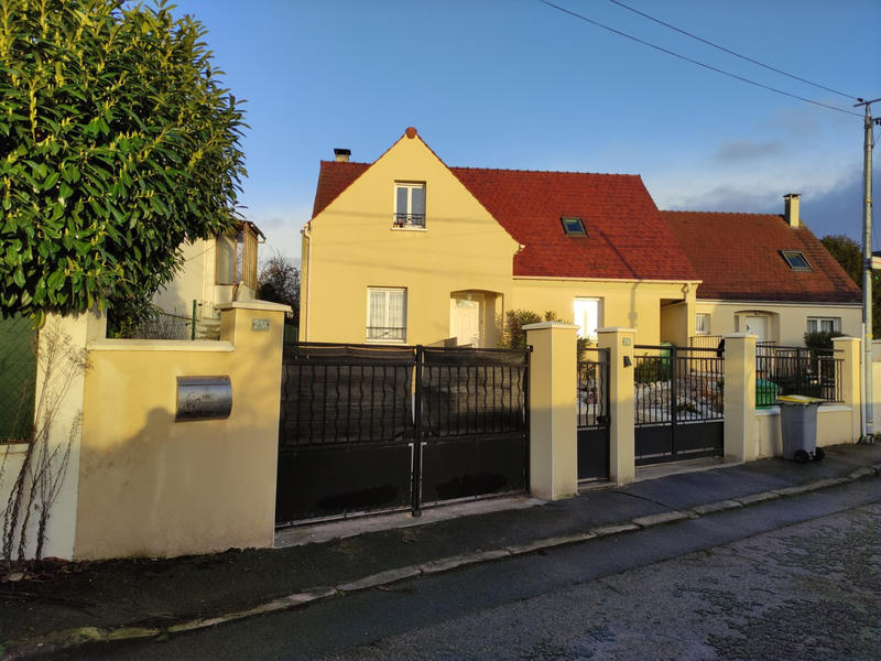 Maison - 103 m² - 6 pièces