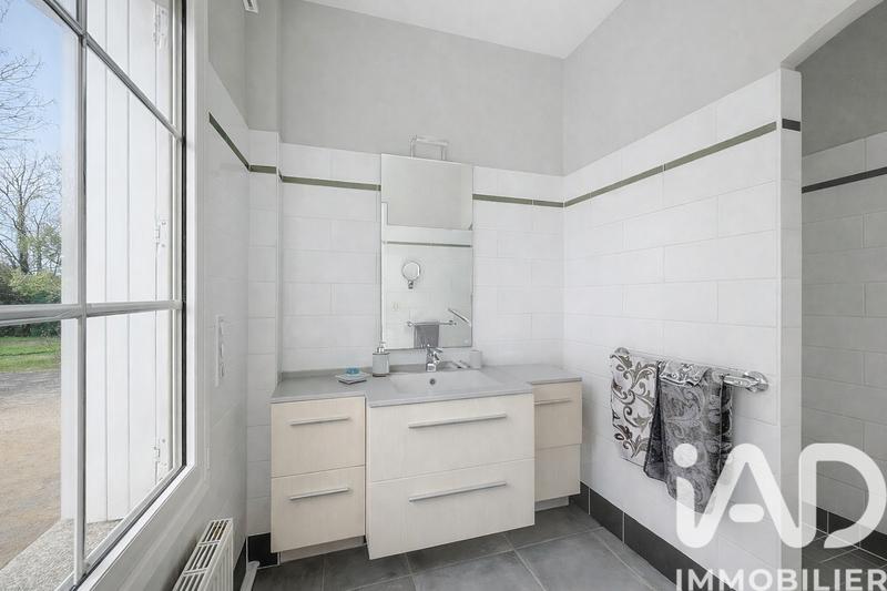 Maison - 320 m² - 10 pièces