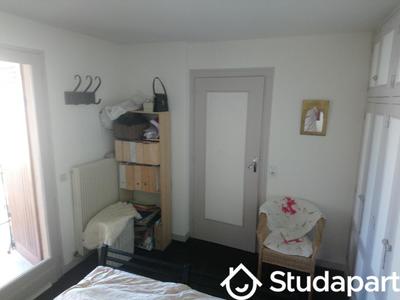 Chambre - 11 m² - 1 pièce