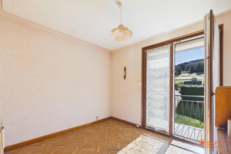 Maison - 102 m² - 5 pièces