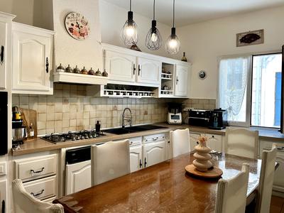 Maison de ville - 170 m² - 9 pièces