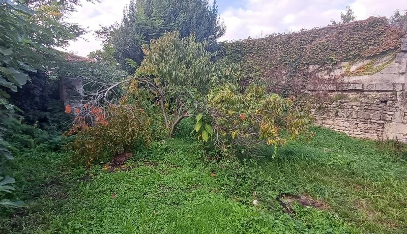 Maison - 244 m² - 7 pièces