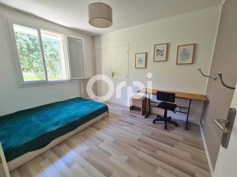 Appartement - 90 m² - 4 pièces