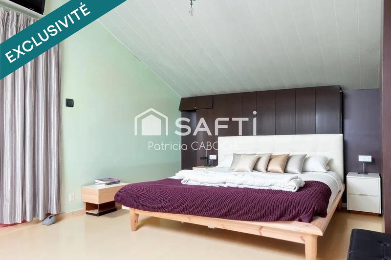 Maison - 140 m² - 5 pièces