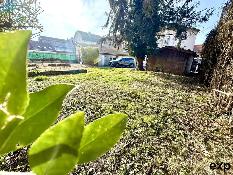 Maison - 163 m² - 9 pièces