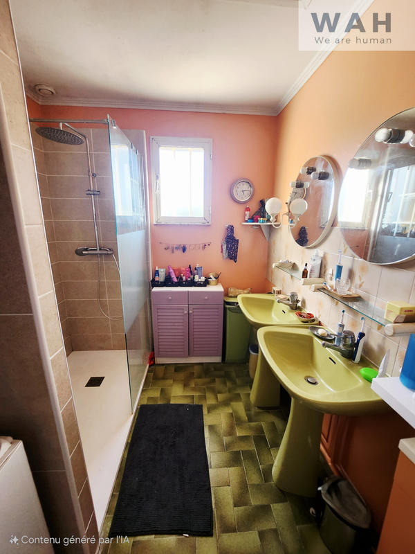 Villa - 100 m² - 5 pièces