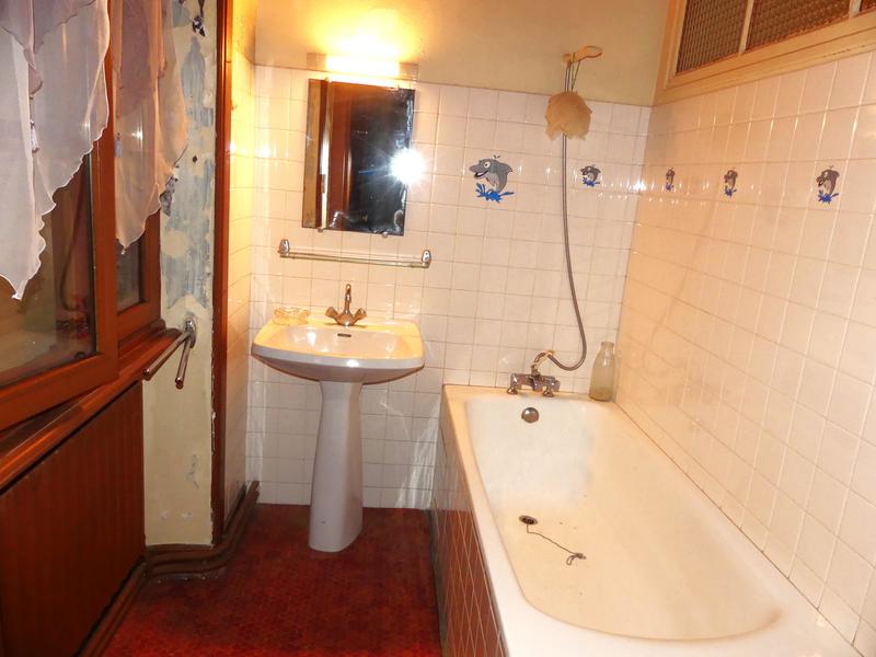 Maison - 195 m² - 8 pièces