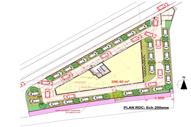 Local commercial - 296 m²