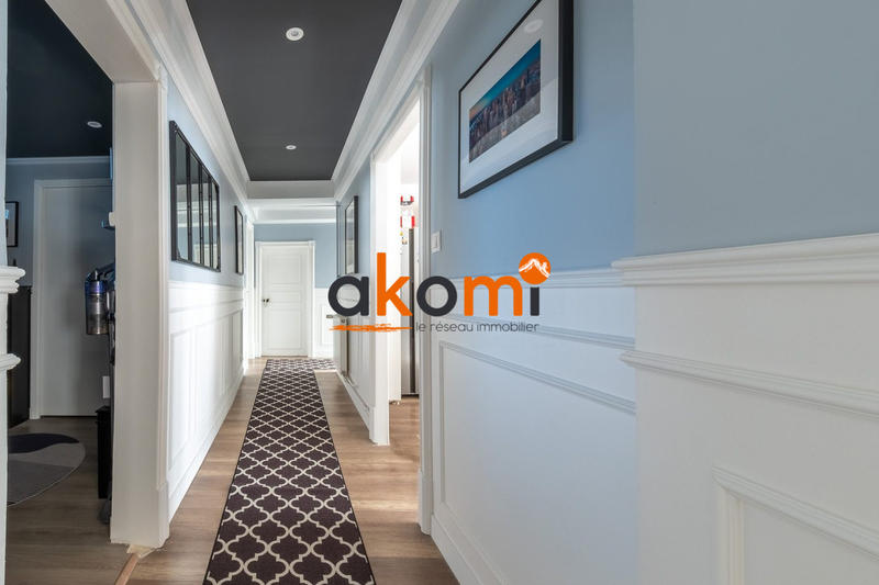 Maison ancienne - 257 m² - 8 pièces