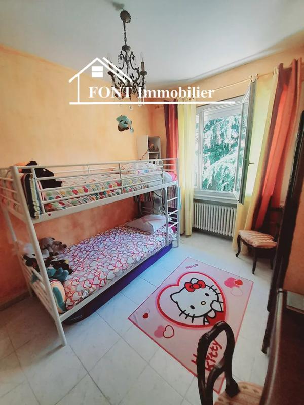 Maison - 208 m² - 8 pièces