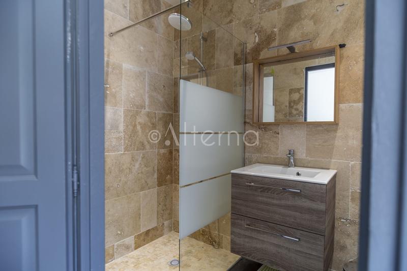 Maison - 262 m² - 11 pièces