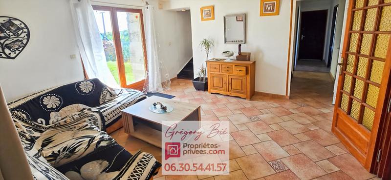 Maison - 235 m² - 6 pièces