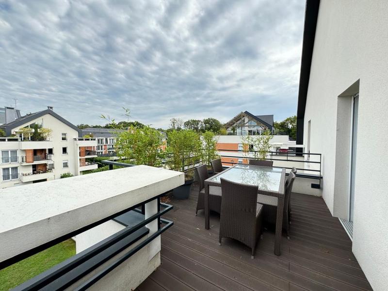 Penthouse - 129 m² - 4 pièces