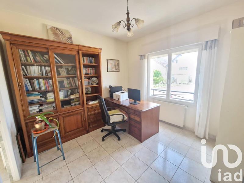 Maison - 206 m² - 7 pièces