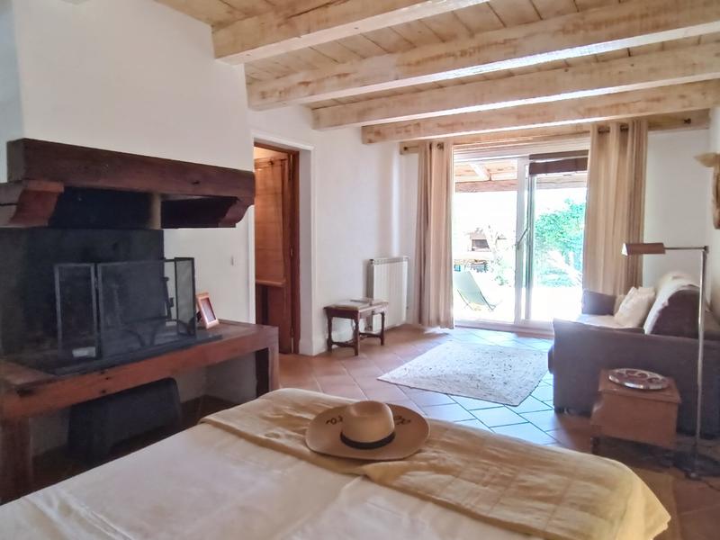 Maison - 251 m² - 10 pièces