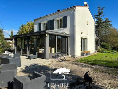 Maison traditionnelle - 118 m² - 5 pièces