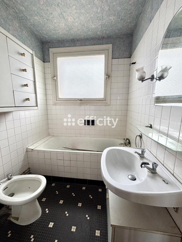 Maison - 122 m² - 5 pièces