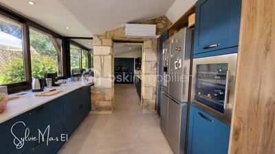 Propriété - 520 m² - 15 pièces