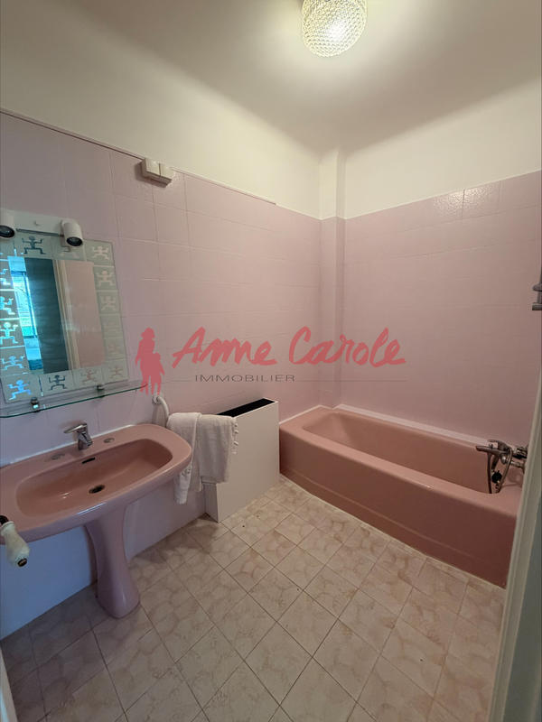 Appartement - 56 m² - 2 pièces