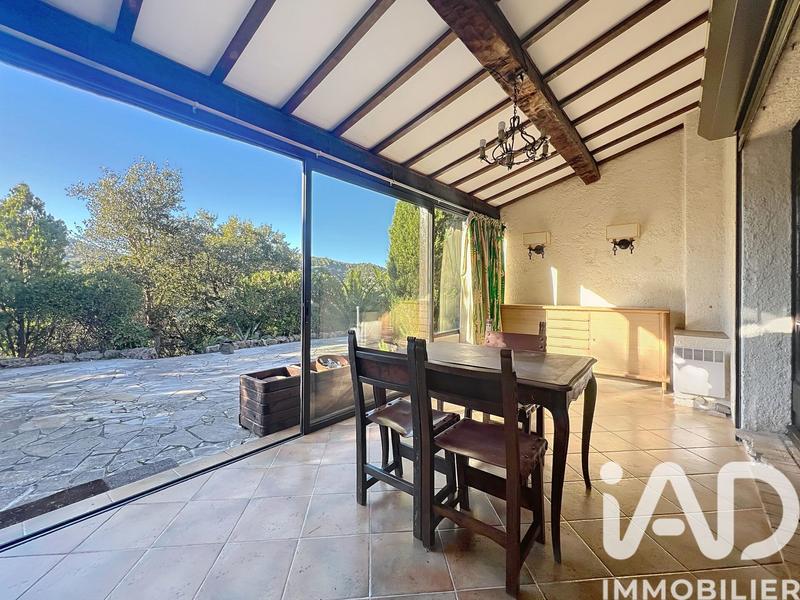 Maison - 97 m² - 5 pièces