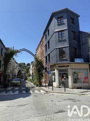 Appartement - 125 m² - 6 pièces