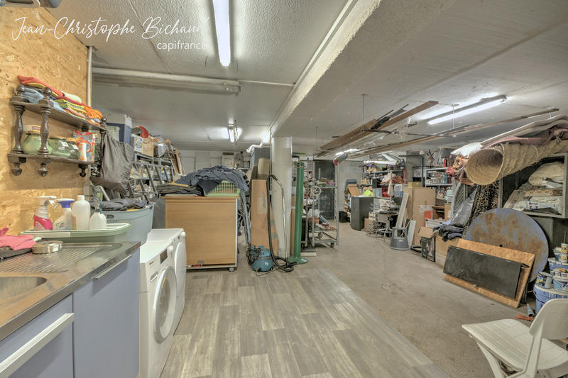 Loft - 275 m² - 5 pièces