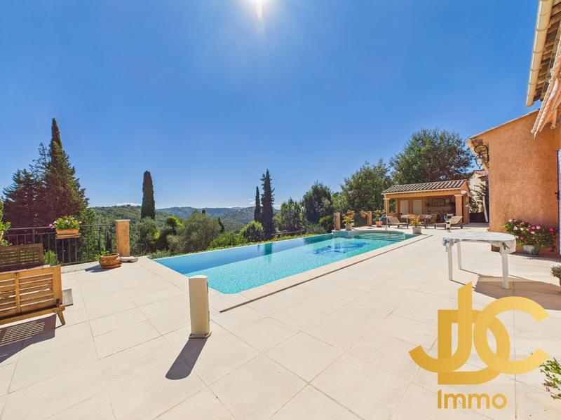 Maison - 129 m² - 5 pièces