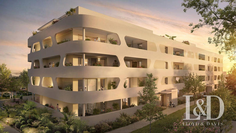 Appartement - 90 m² - 4 pièces