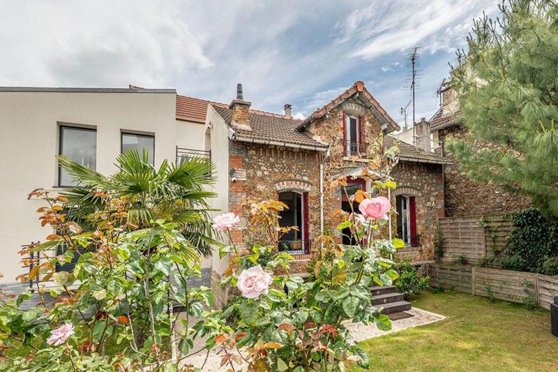 Maison - 168 m² - 7 pièces