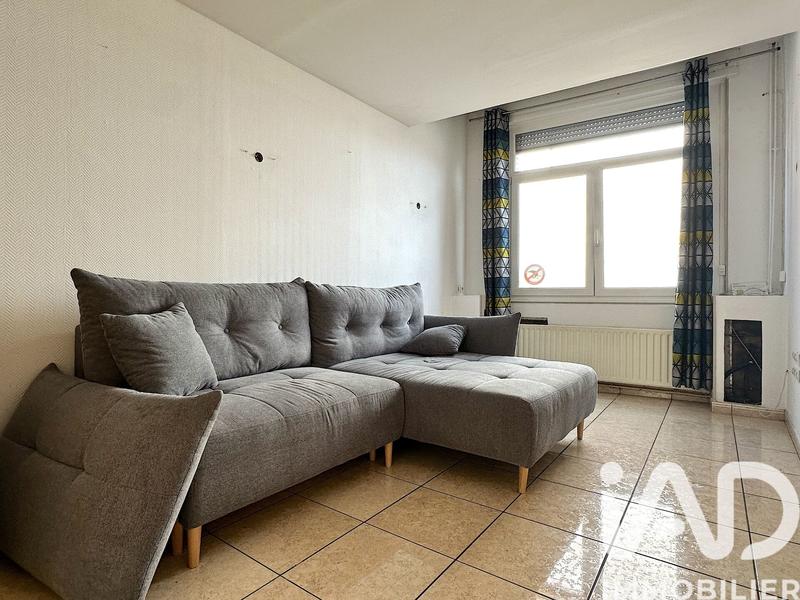 Maison - 90 m² - 5 pièces