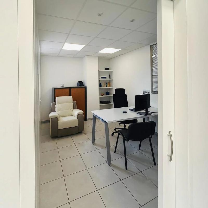 Bureau - 60 m² - 3 pièces