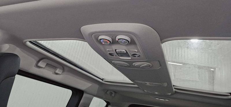 Peugeot Traveller m BlueHDi 180ch s&amp;S Eat8 Business Pack