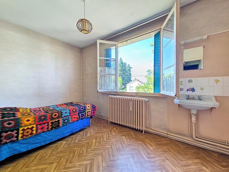 Maison de ville - 180 m² - 9 pièces