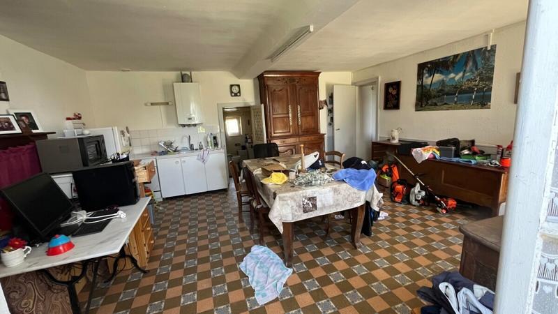 Maison - 200 m² - 4 pièces