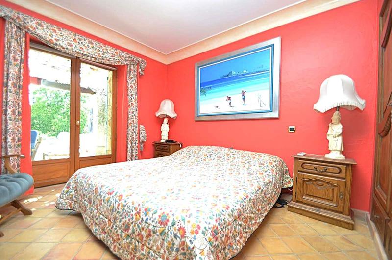 Maison - 190 m² - 7 pièces
