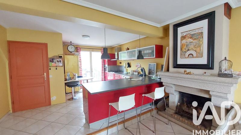 Maison - 150 m² - 8 pièces