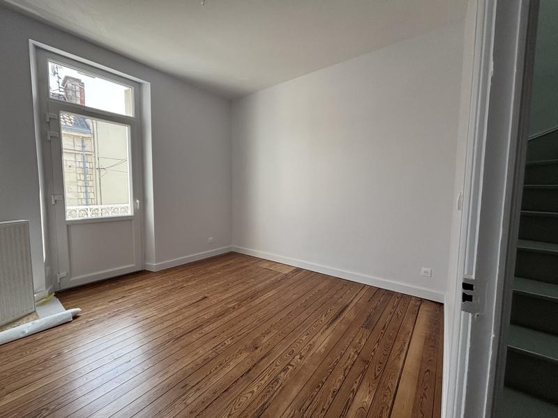 Maison - 115 m² - 6 pièces