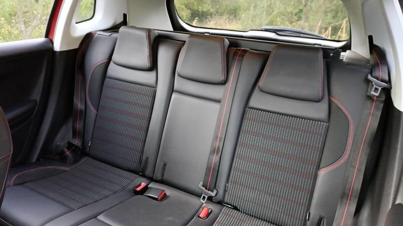 Peugeot 2008 I 1.6 BlueHdi 120 Gt Line - 5 places