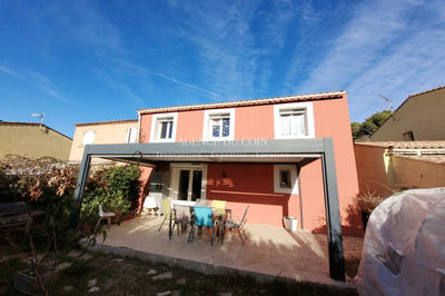 Maison - 93 m² - 5 pièces