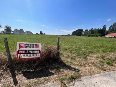 Terrain constructible - 11 010 m²