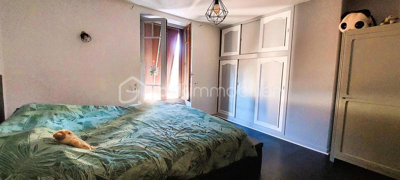 Maison de village - 180 m² - 13 pièces