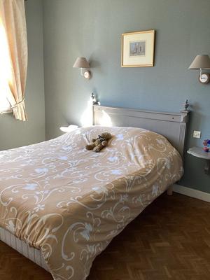 Villa - 180 m² - 10 pièces