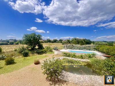 Maison - 165 m² - 5 pièces